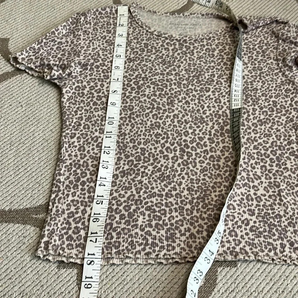 American Eagle Outfitters Soft & Sexy Rib Cheetah Print Ruffled trim Top - Picture 8 of 8